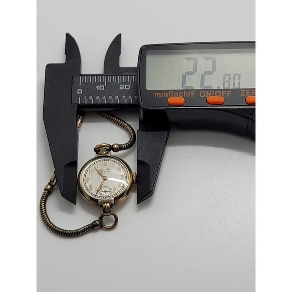 Rare Waltham Premiere Women\'s Vintage 10k Apex RGP Engraved Watch v401-5101 (M) main image 6